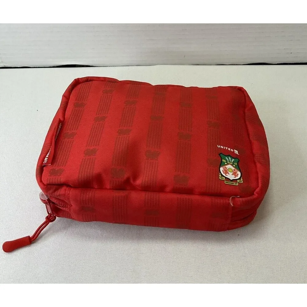 United Airlines‎ Polaris Limited Edition Wrexham Amenity Kit Red - NEW no Tag